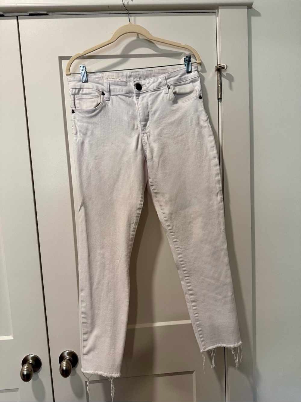 Kut from the Kloth White Cropped Raw-Hem Straight Jeans